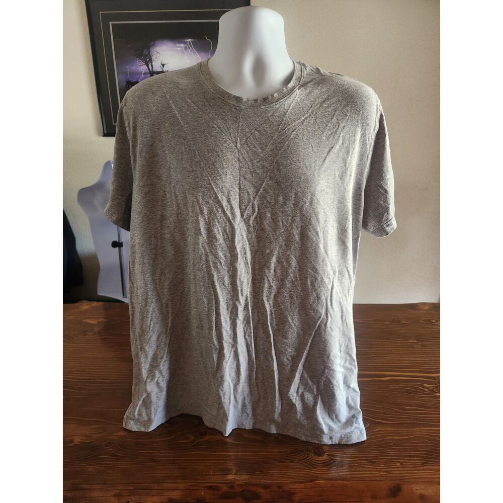 Under Armour HeatGear Mens 2XL Gray Short Sleeve Fitted Shirt Tee Gym